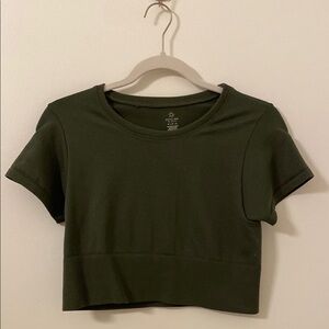 Aerie Green Boxy Crop T-Shirt Short Sleeve